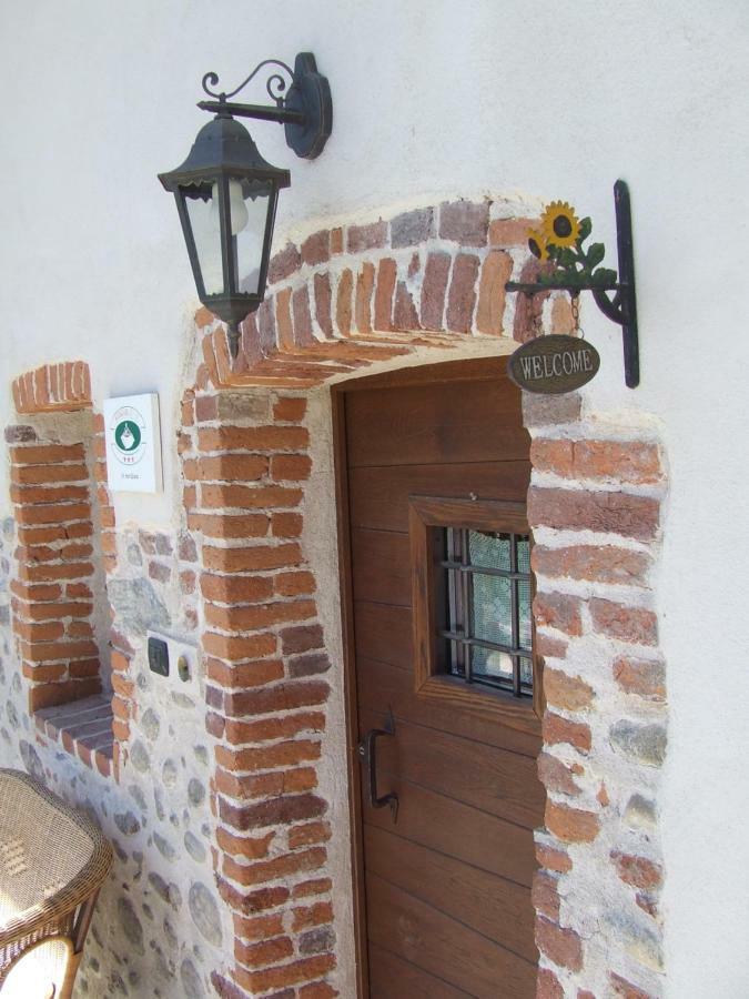 La Meridiana, Monolocale In Cascina Ristrutturata Boves Exterior photo